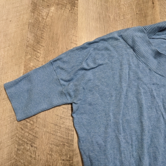 CAbi Blue Short Sleeve Sweater Relaxed Fit - Picture 7 of 7